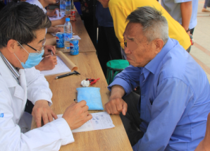 扁桃體炎患者咨詢病情